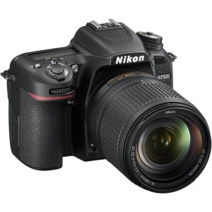 NIKON D7500 DSLR CAMERA WITH AF-S DX 18-140MM F/3.5-5.6G ED VR LENS