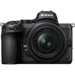 Nikon z5 camera with 24-50mm f4-6.3 vr lens